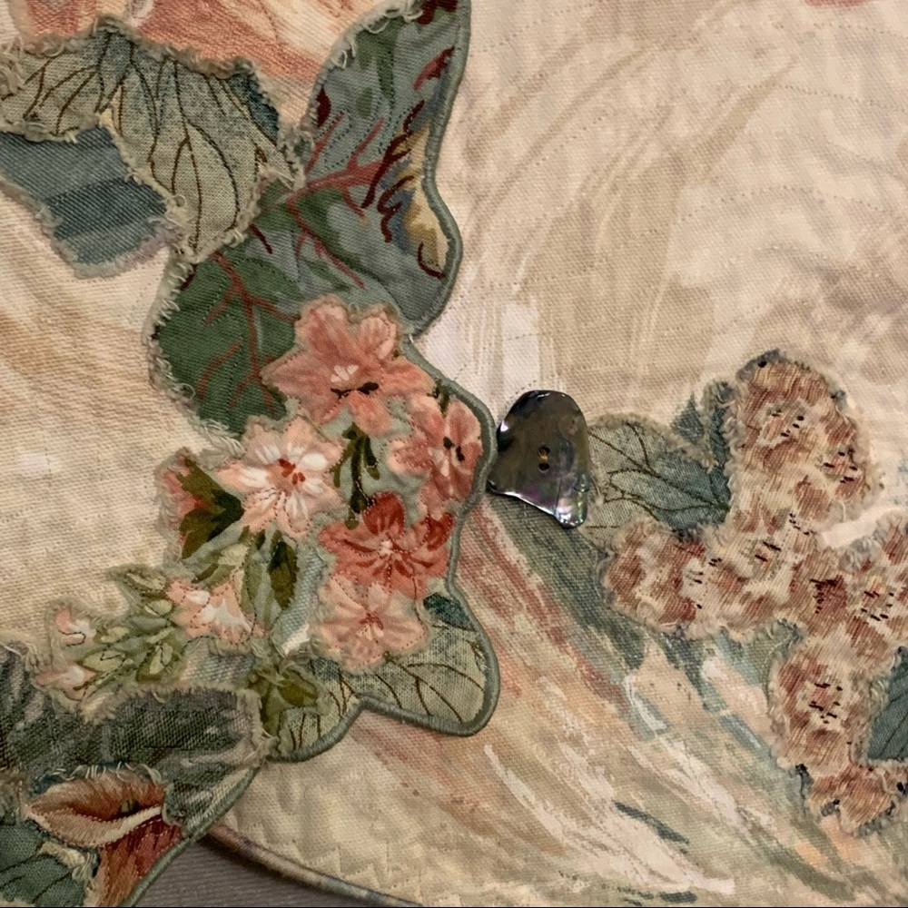 Vintage Quilted Floral Patchwork Statement Artsy … - image 4